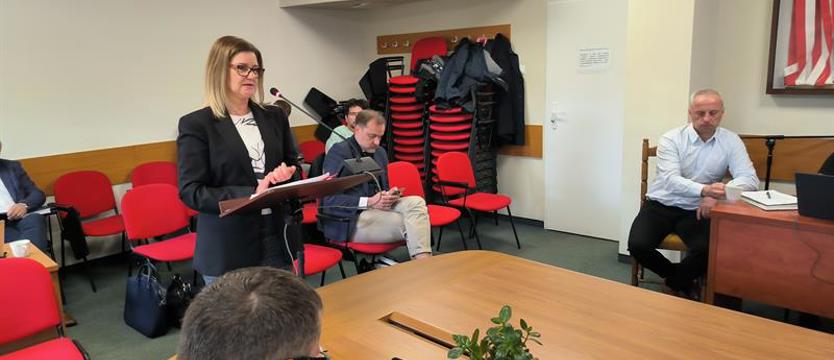Niekorzystne zmiany demograficzne. Najtrudniej schorowanym i samotnym emerytom