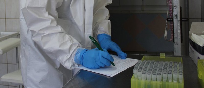 W regionie we wtorek 728 przypadków koronawirusa. Zmarło 9 osób