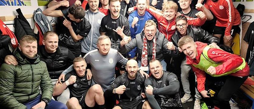 Piłka nożna. GKS lepszy o jedną bramkę