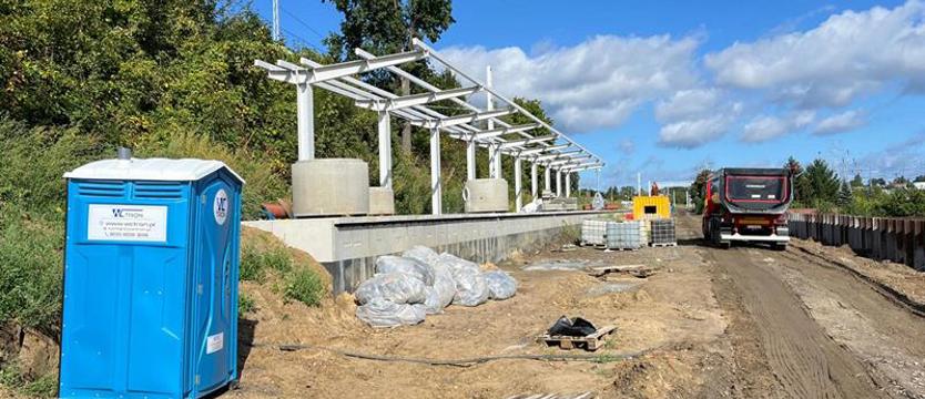 Parking już jest, kolej na wiadukt i drugi tor