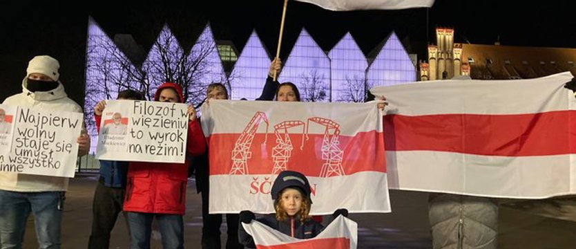 W obronie filozofa. Protest Białorusinów na pl. Solidarności w Szczecinie
