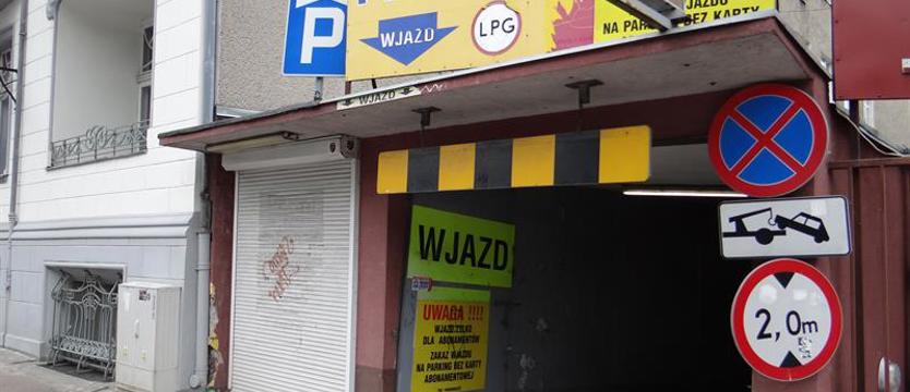 Garażowiec sprzedany. Pod pl. Zwycięstwa już nowy właściciel
