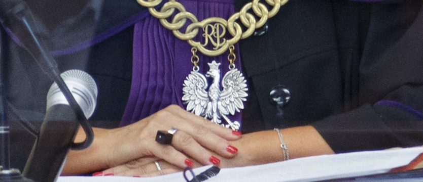 Bił pięściami, szarpał i obrażał. Akt oskarżenia już w sądzie