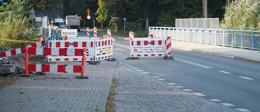 Przez wiadukt w Mścięcinie wciąż wahadłowo. Potrzebne zielone światło od PKP