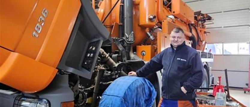 Zmysł czworonoga i czujność właściciela. Razem uratowali człowieka