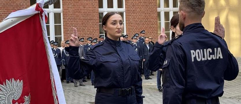 Uroczystości w Komendzie Wojewódzkiej Policji. Ślubowanie i odznaczenia
