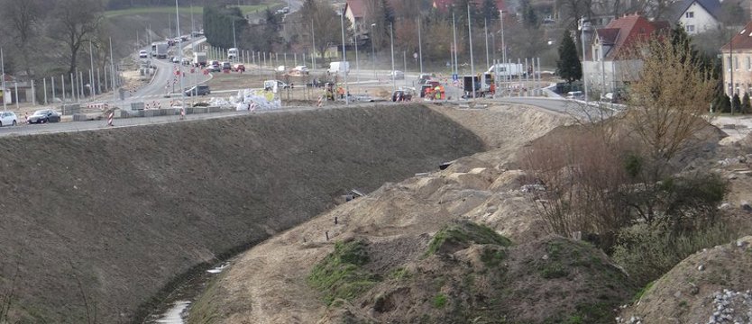 Wahadło na ul. Floriana Krygiera jednak później
